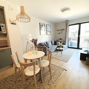 https://apartament-morski-ii-koobrzeg-podczele.kolobrzeghotels.com
