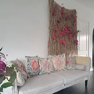 https://rembrandtsbeachsuite.zandvoort-hotels.com